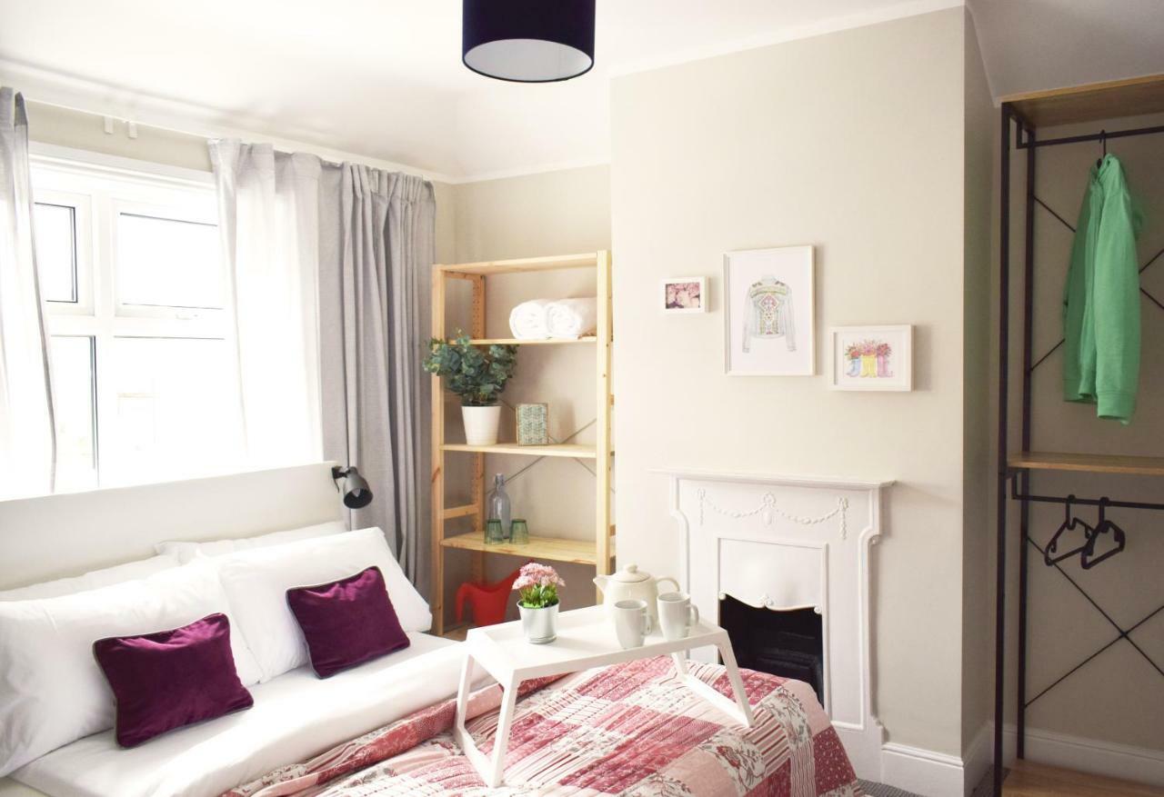 Charming Three Bed Home Near City Centre And Hospital Southampton Exterior foto